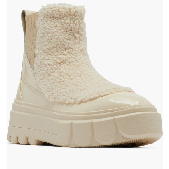 Sorel Caribou X Waterproof Chelsea Boot Black White Platform Faux Shearling 7 - Picture 11 of 12